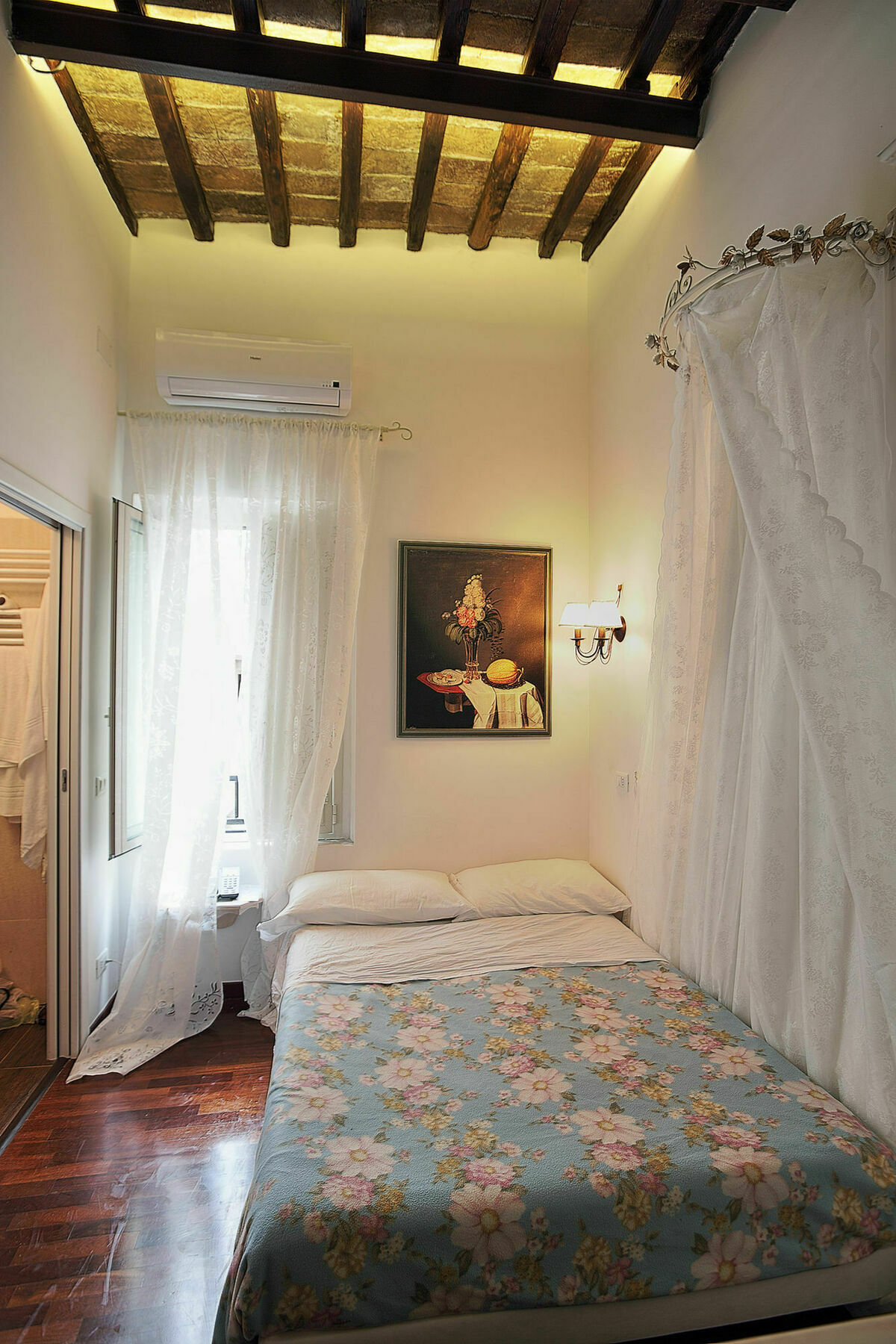 Off Guest house